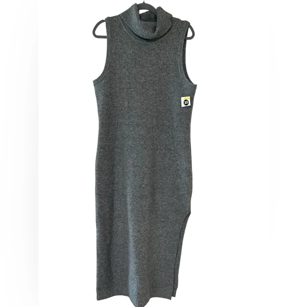 Astr Gray Sleeveless Turtleneck Sweater Maxi Dress - Picture 1 of 3